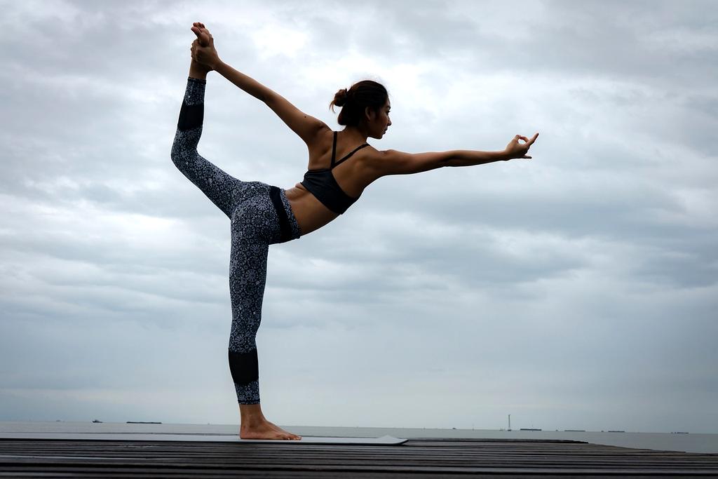 Emma Thompson postpartum wellness and nutrition coaching success